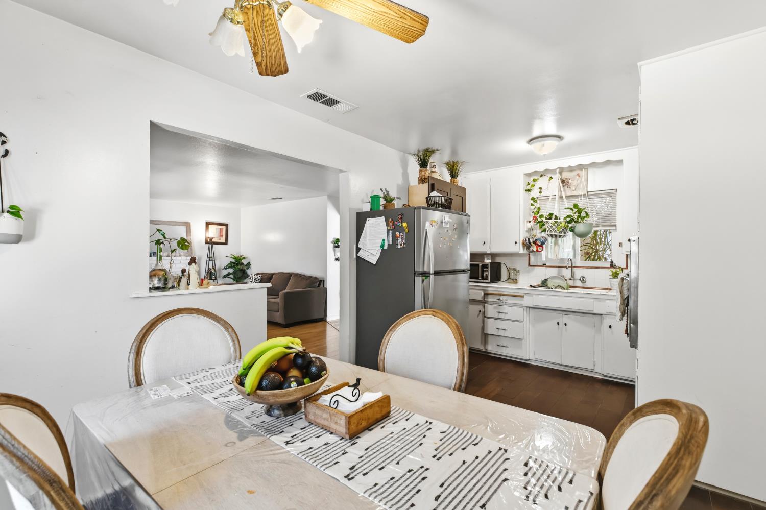 1705 Scott Ave, Modesto, CA 95350