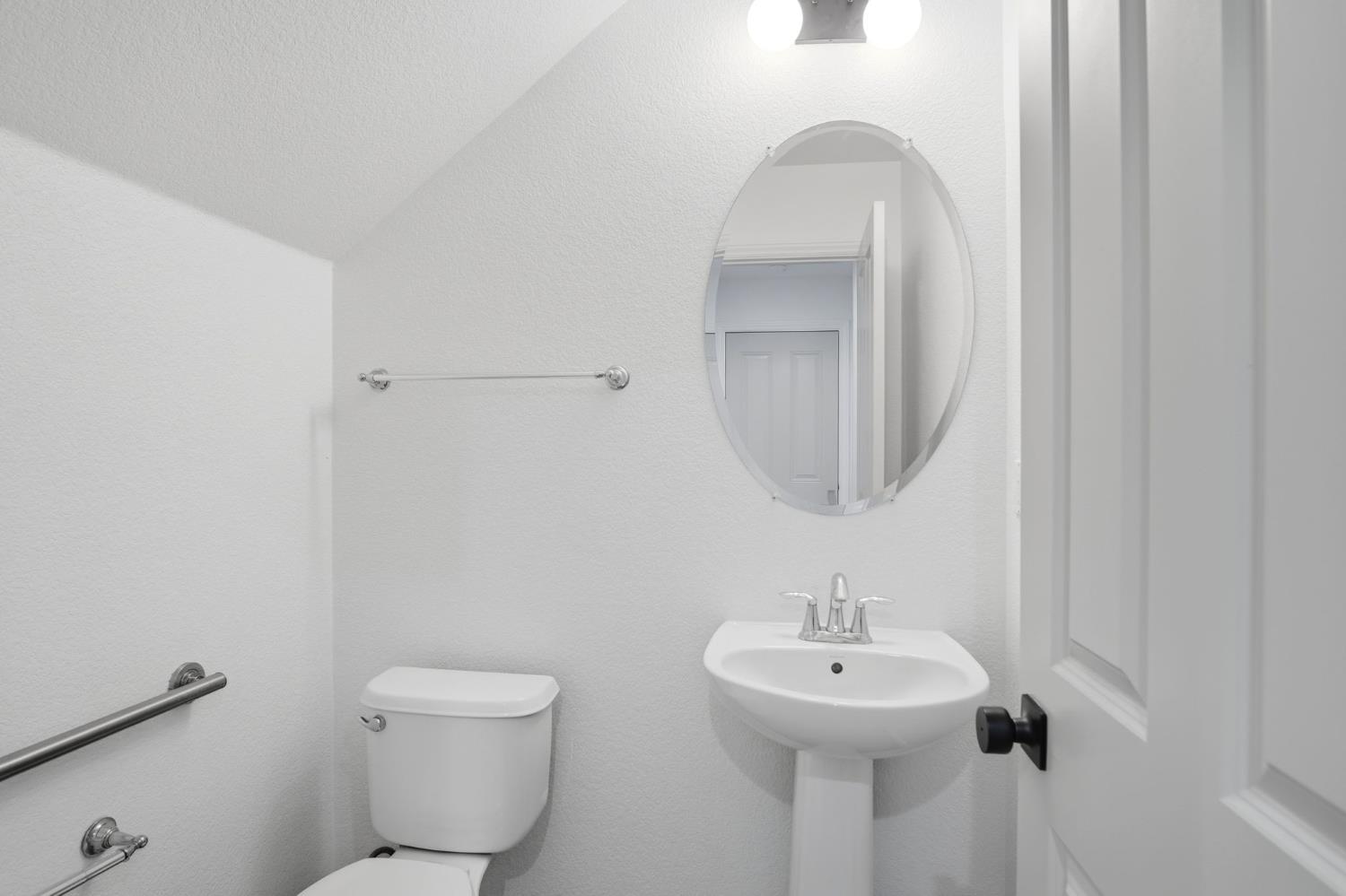 570 Cutting Horse Dr #143, Oakdale, CA 95361