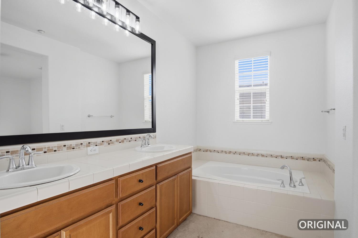 570 Cutting Horse Dr #143, Oakdale, CA 95361