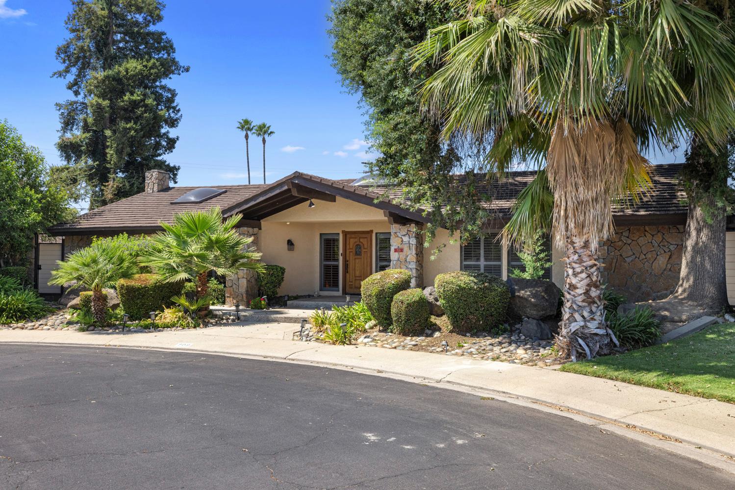 709 Winfield Pl, Modesto, CA 95355