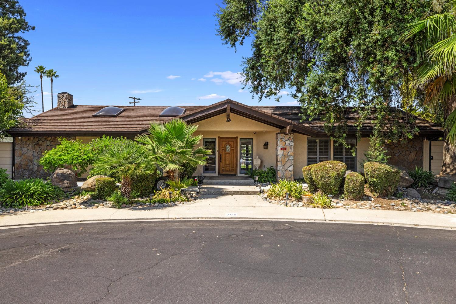 709 Winfield Pl, Modesto, CA 95355