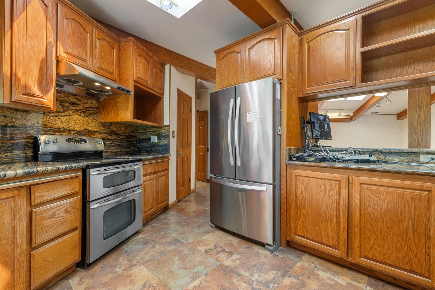 709 Winfield Pl, Modesto, CA 95355