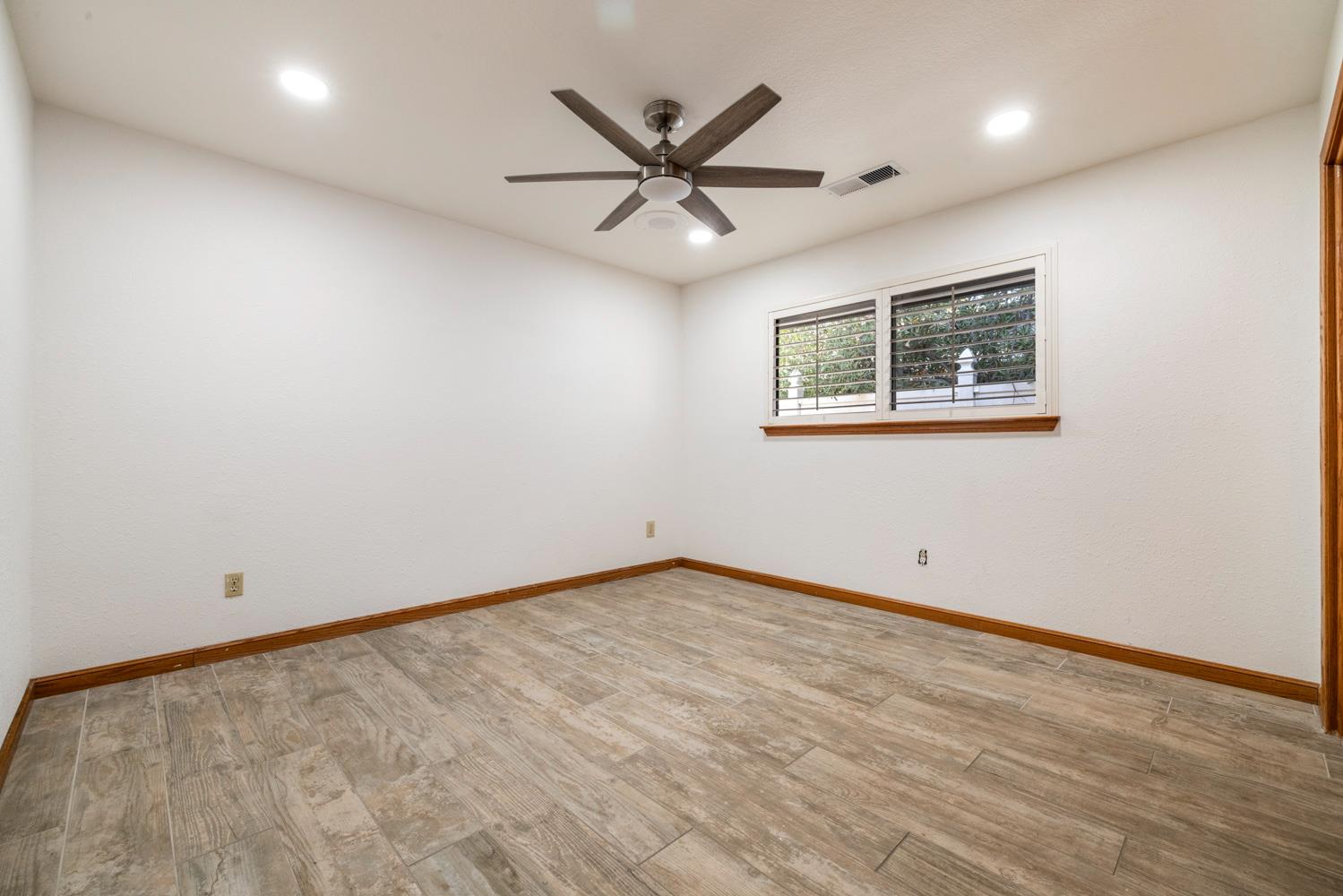 709 Winfield Pl, Modesto, CA 95355