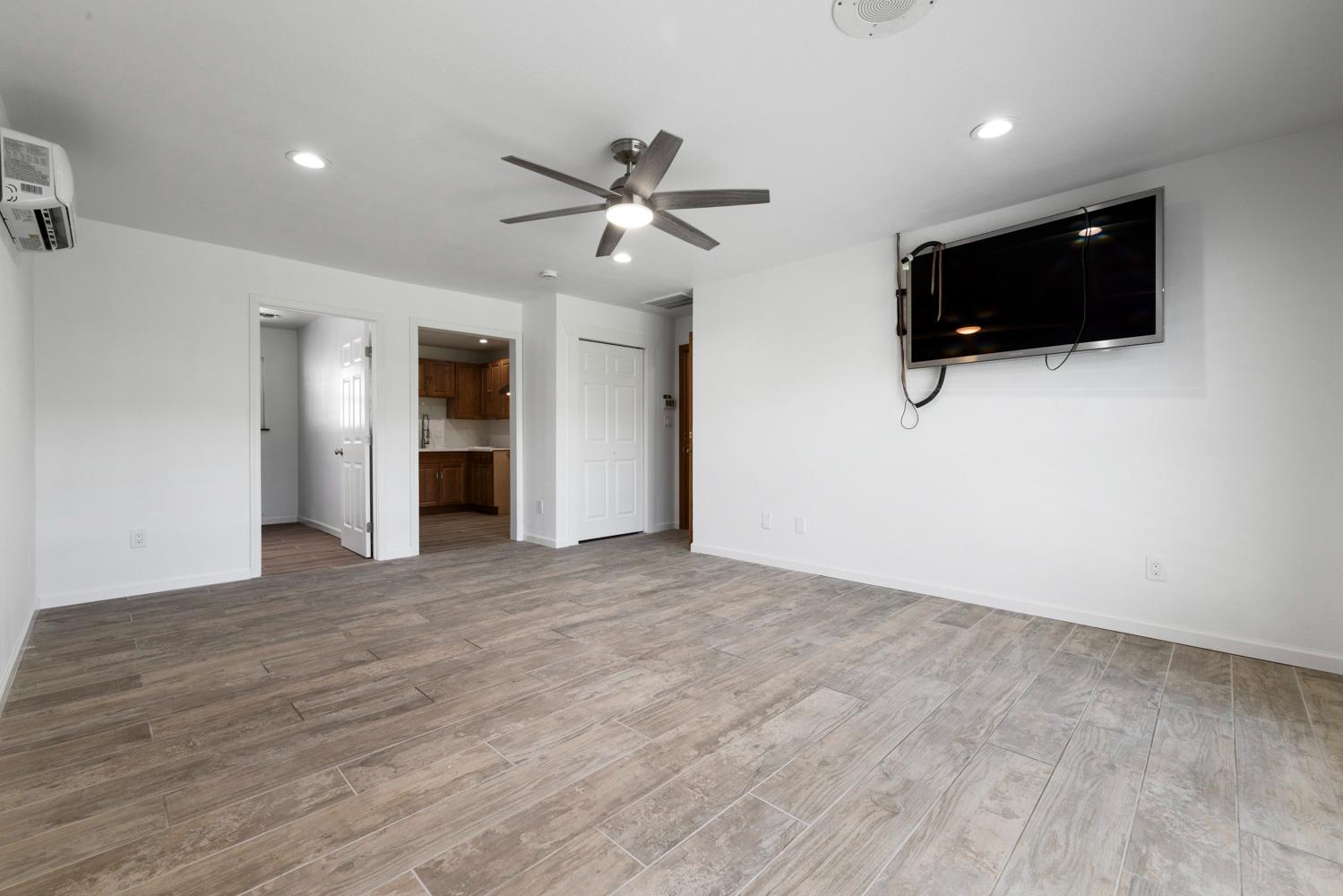 709 Winfield Pl, Modesto, CA 95355