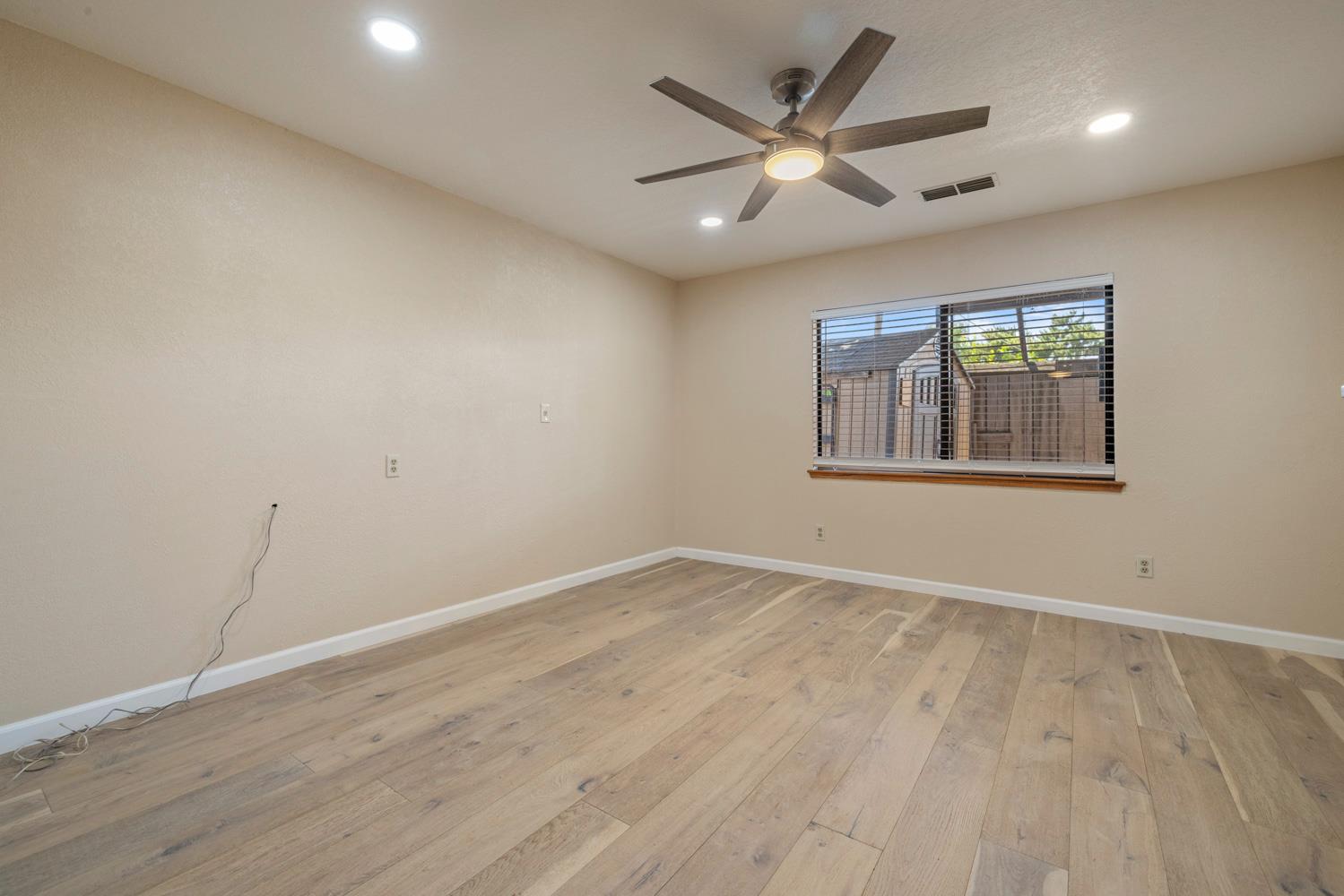 709 Winfield Pl, Modesto, CA 95355