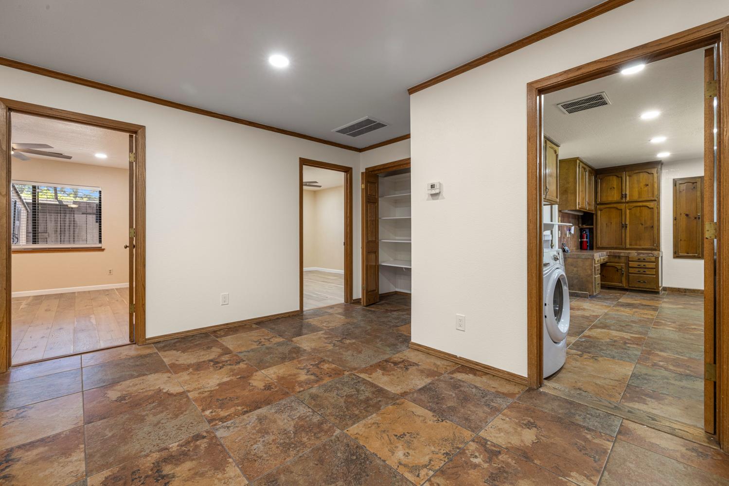 709 Winfield Pl, Modesto, CA 95355