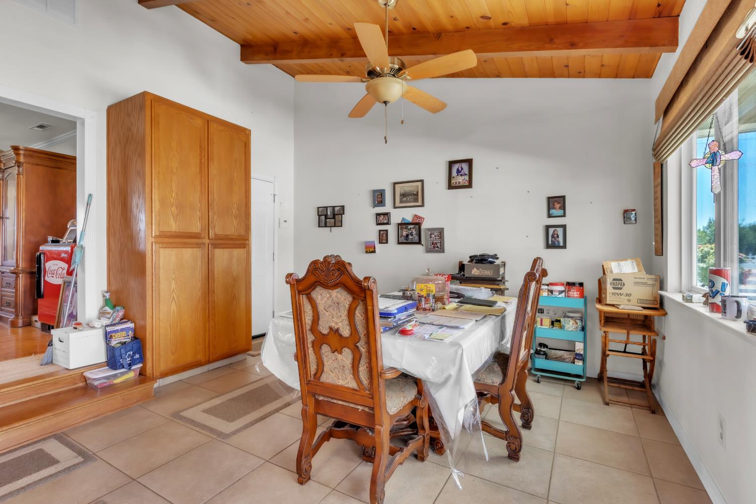 8043 Sunset Dr, Atwater, CA 95301