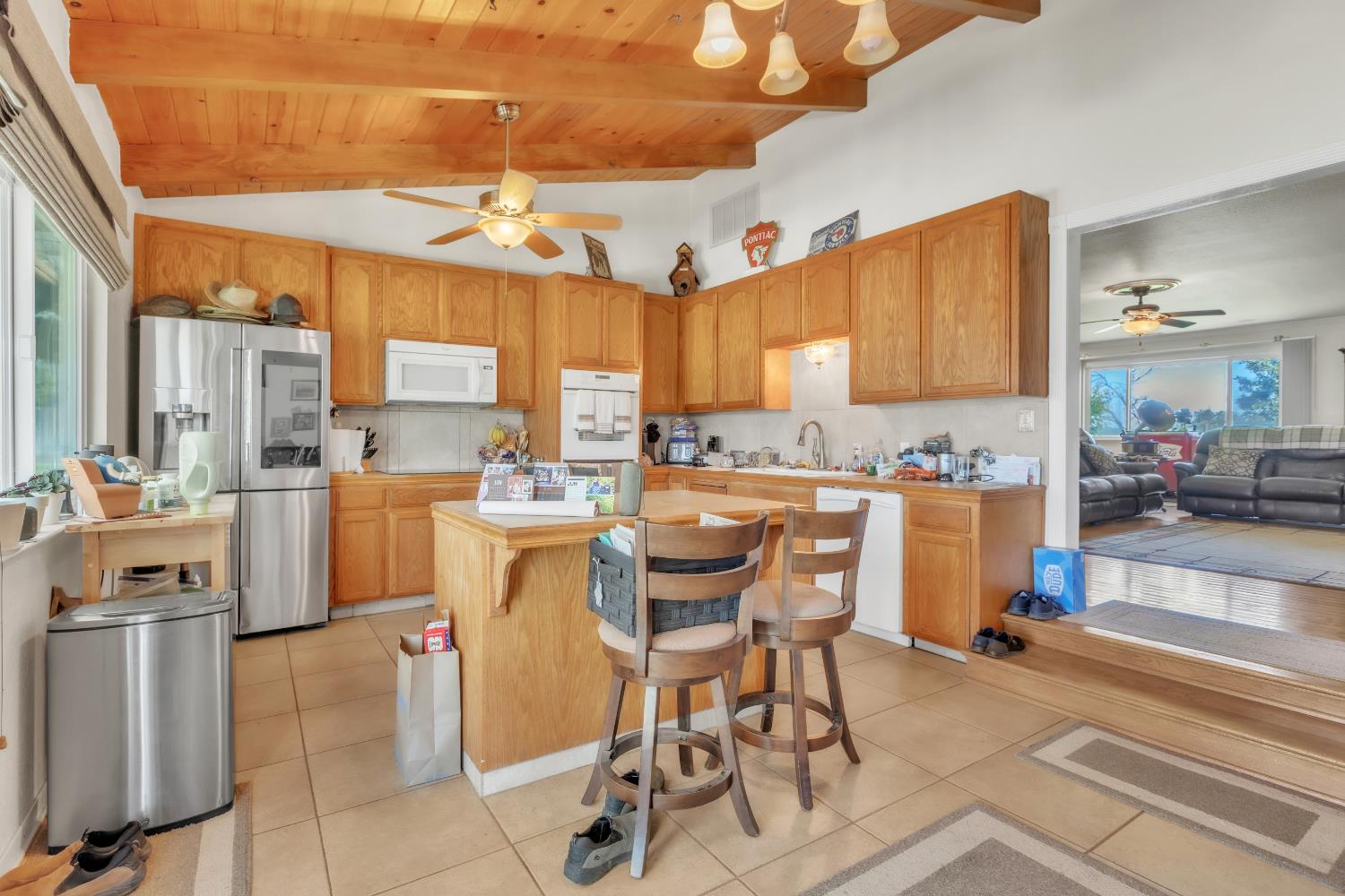 8043 Sunset Dr, Atwater, CA 95301
