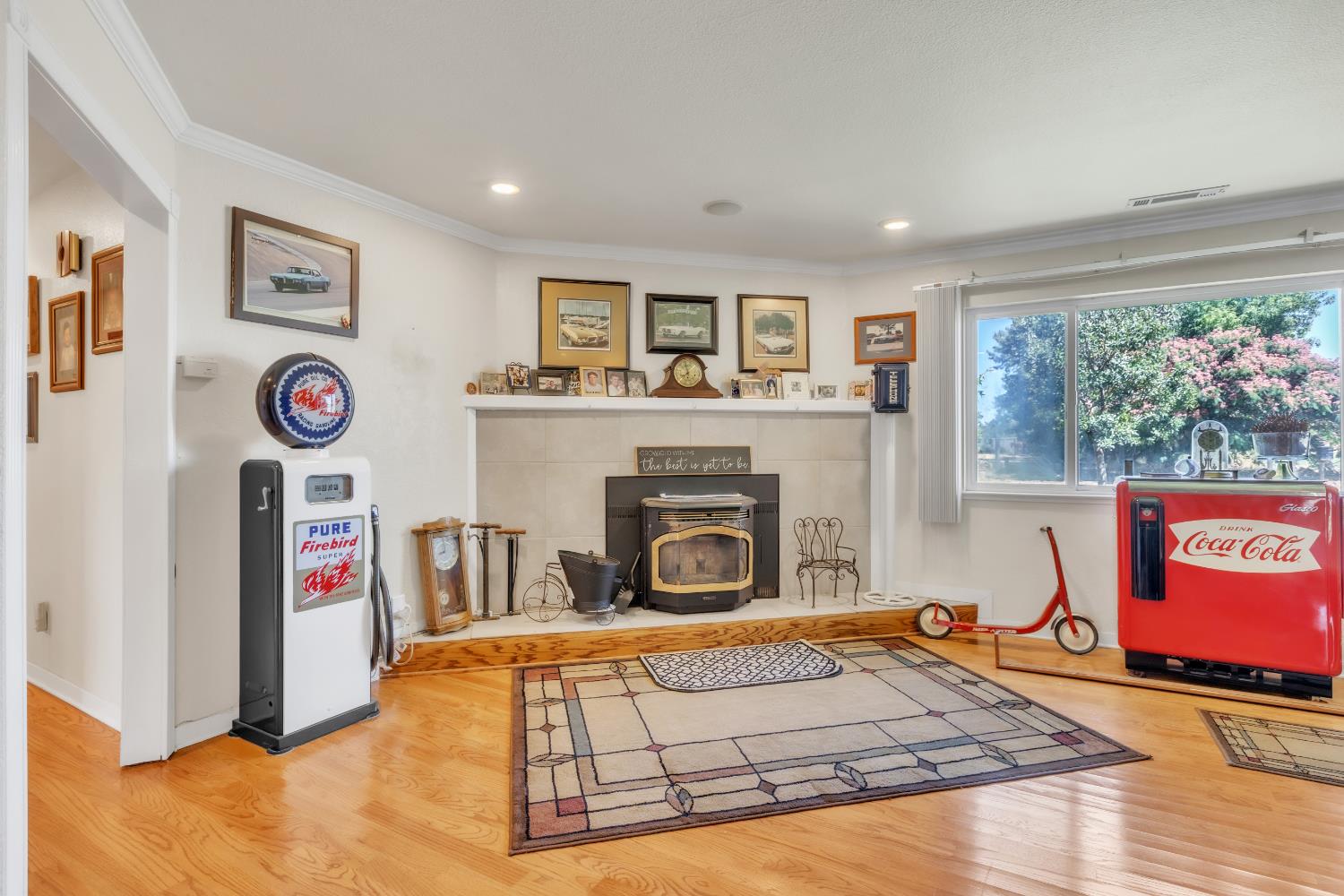 8043 Sunset Dr, Atwater, CA 95301
