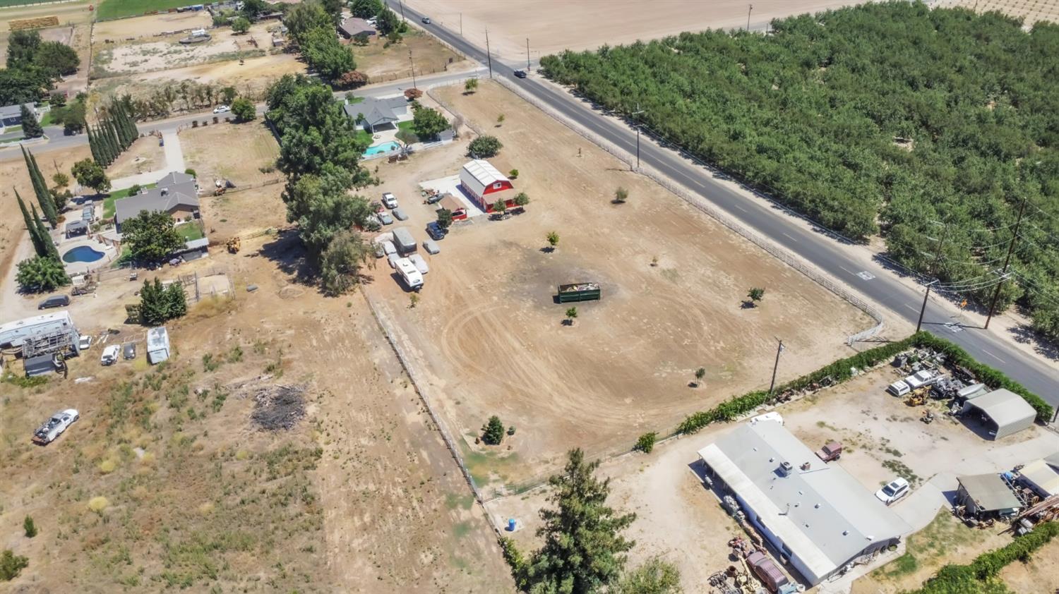 8043 Sunset Dr, Atwater, CA 95301