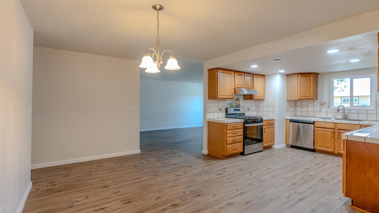 2309 Southridge Dr, Modesto, CA 95350