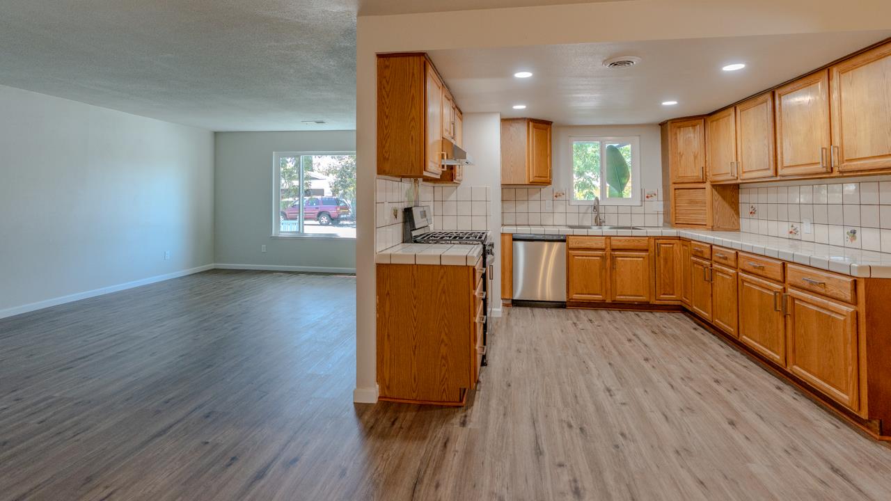 2309 Southridge Dr, Modesto, CA 95350