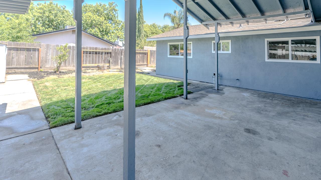 2309 Southridge Dr, Modesto, CA 95350