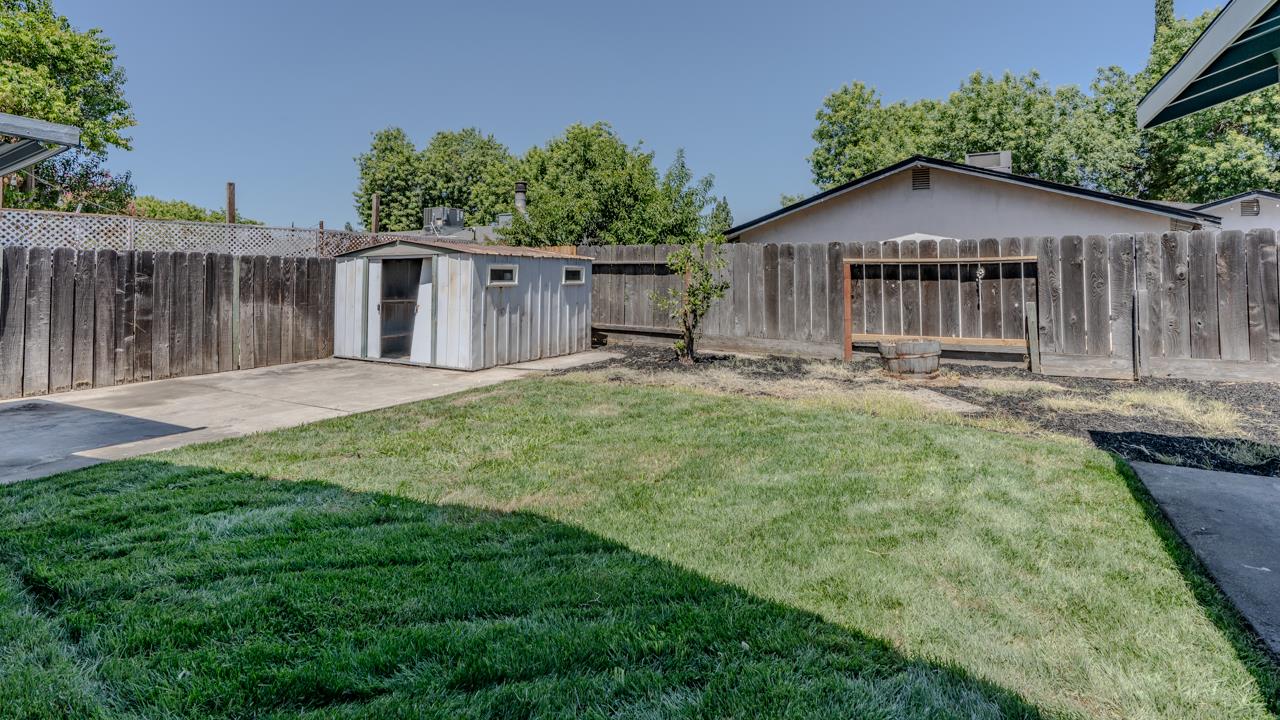 2309 Southridge Dr, Modesto, CA 95350