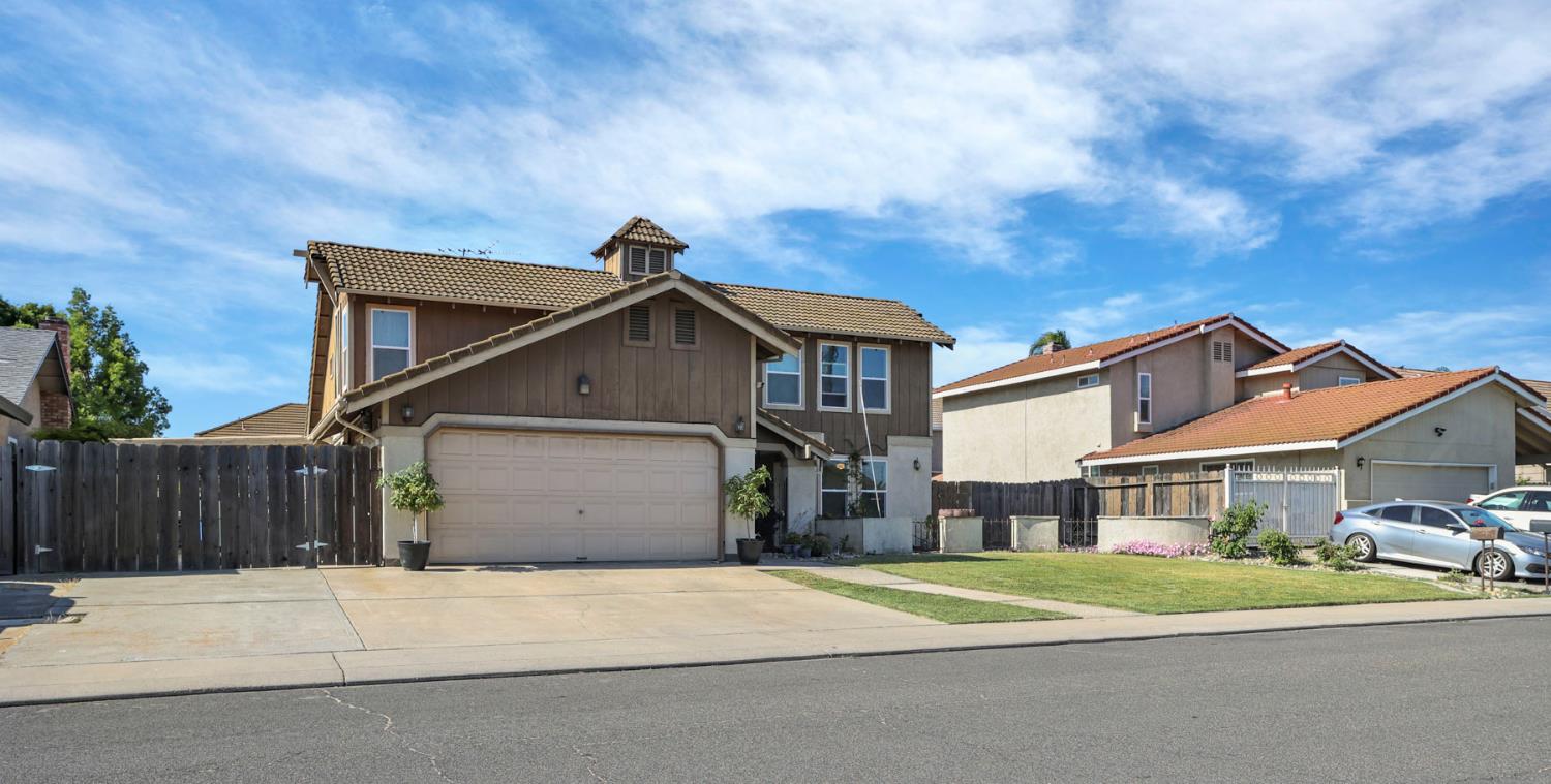 2300 Senimi Cir, Ceres, CA 95307