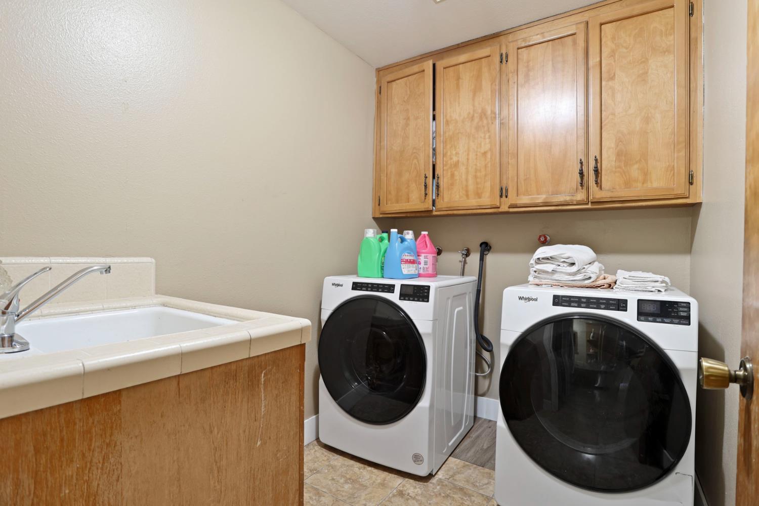 2300 Senimi Cir, Ceres, CA 95307