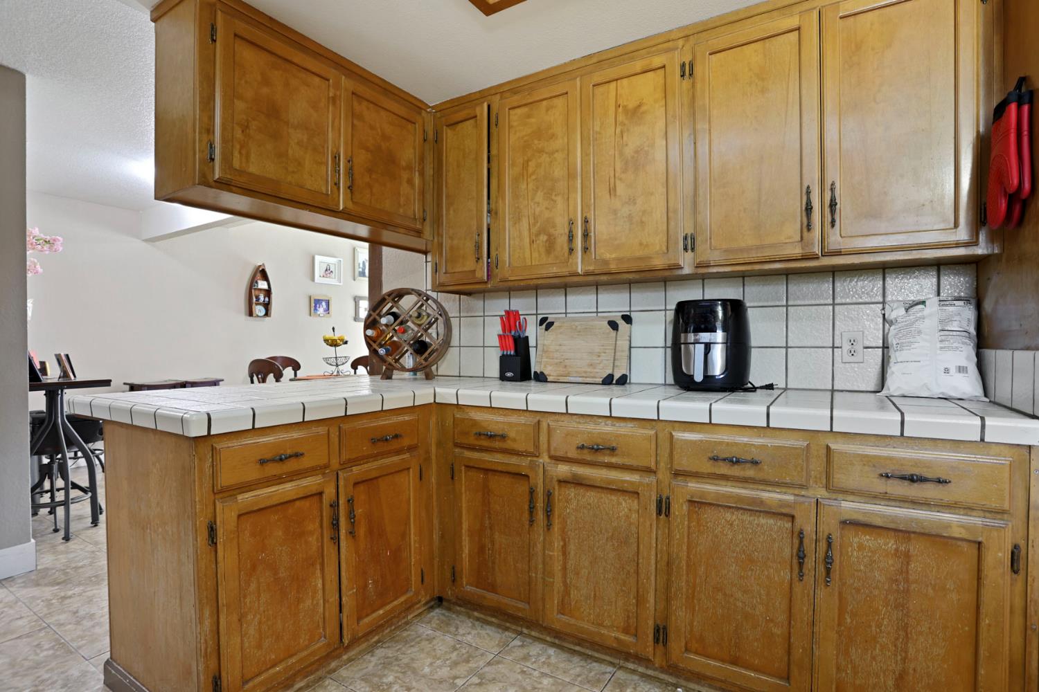 2300 Senimi Cir, Ceres, CA 95307