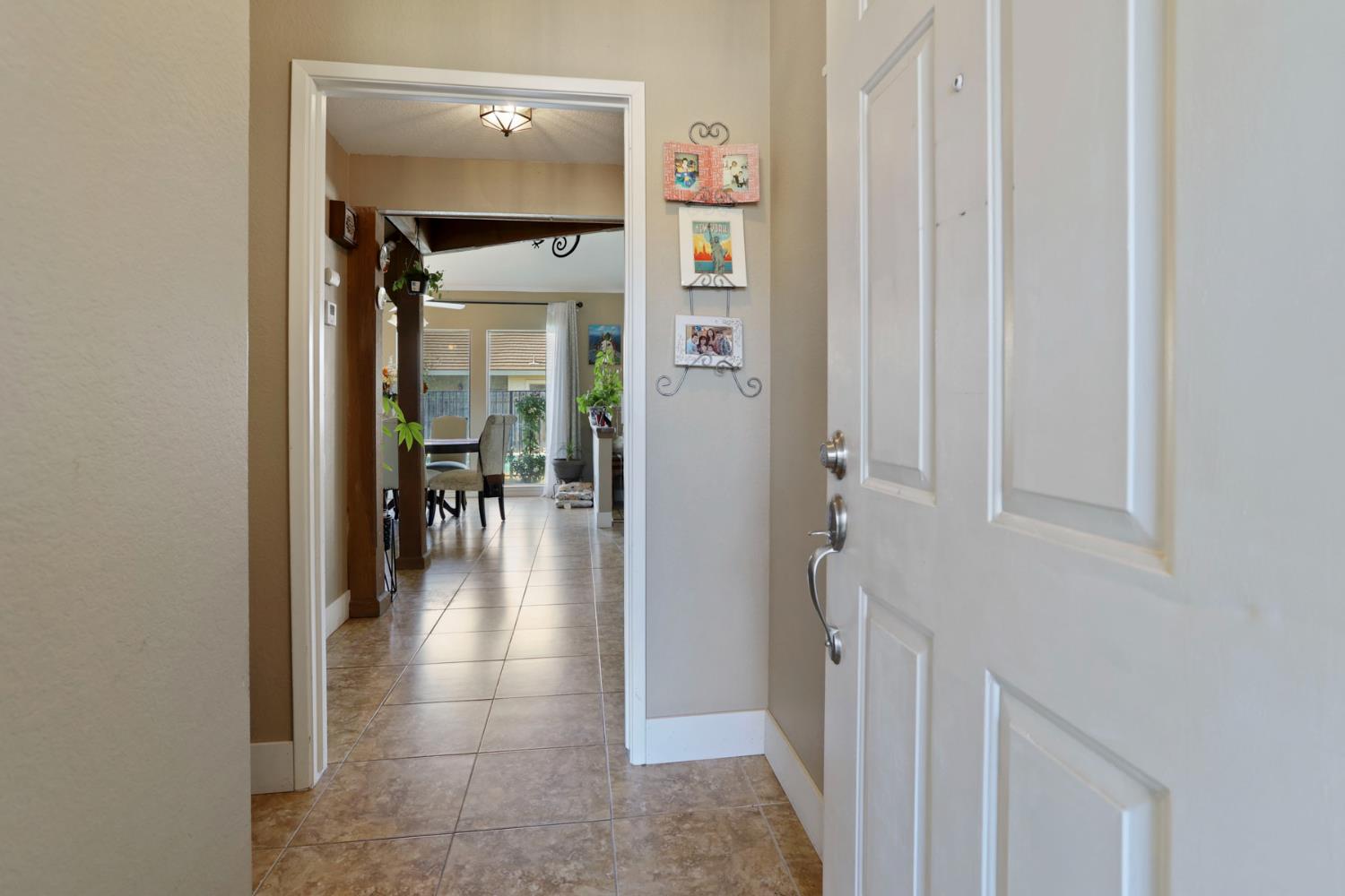 2300 Senimi Cir, Ceres, CA 95307