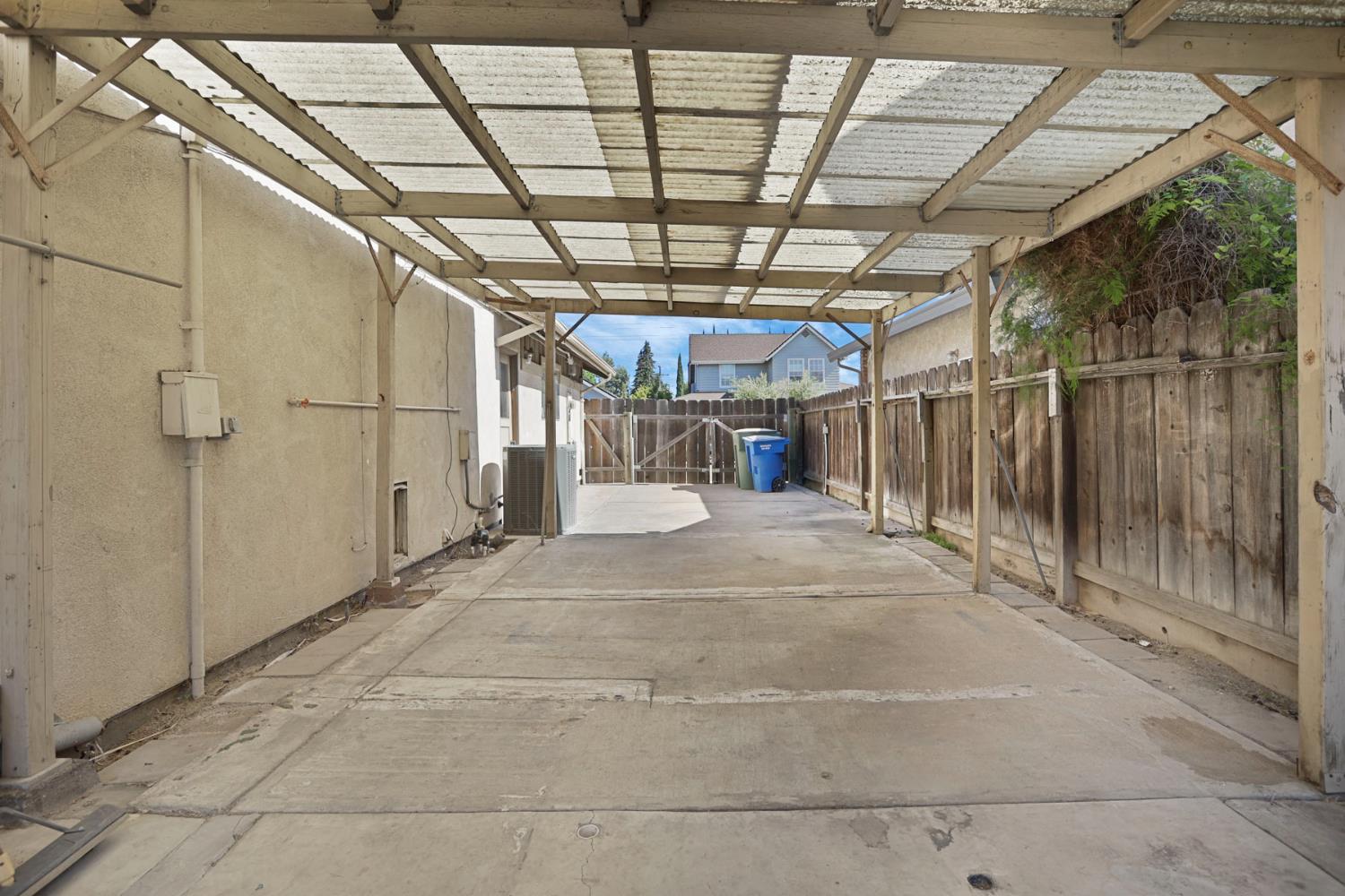 2300 Senimi Cir, Ceres, CA 95307