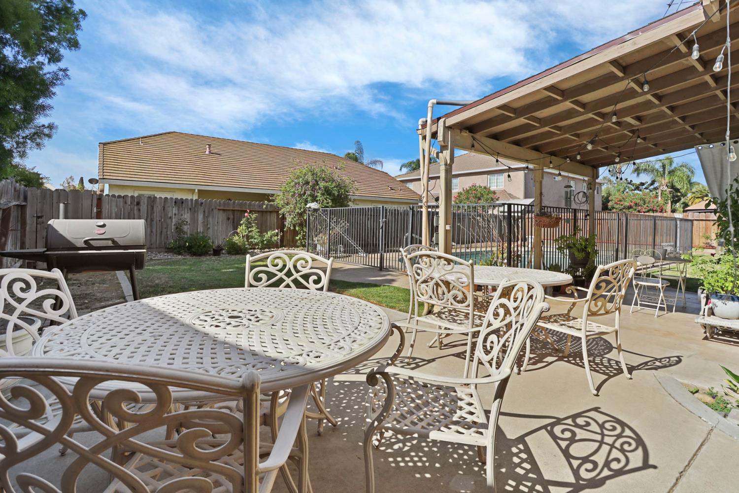 2300 Senimi Cir, Ceres, CA 95307