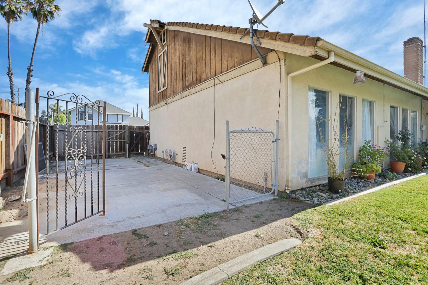 2300 Senimi Cir, Ceres, CA 95307