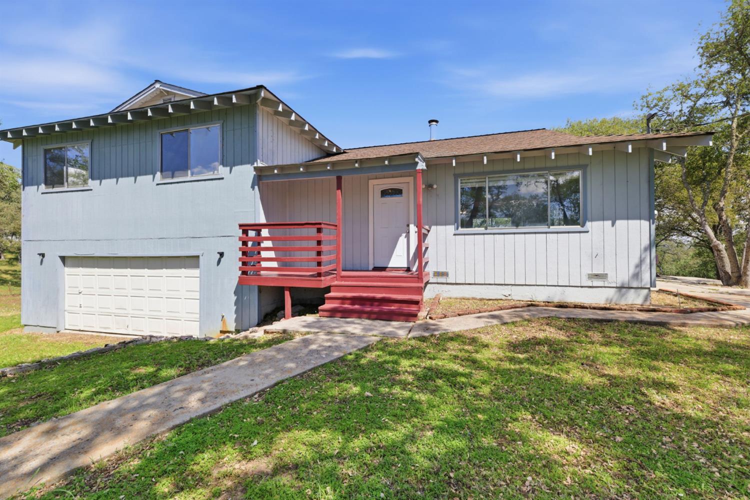 4896 Chuckwagon Dr, Copperopolis, CA 95228