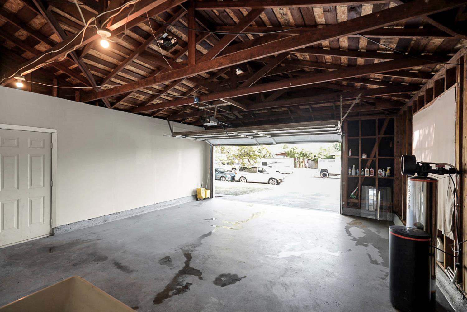 1527 Underwood Ave, Atwater, CA 95301