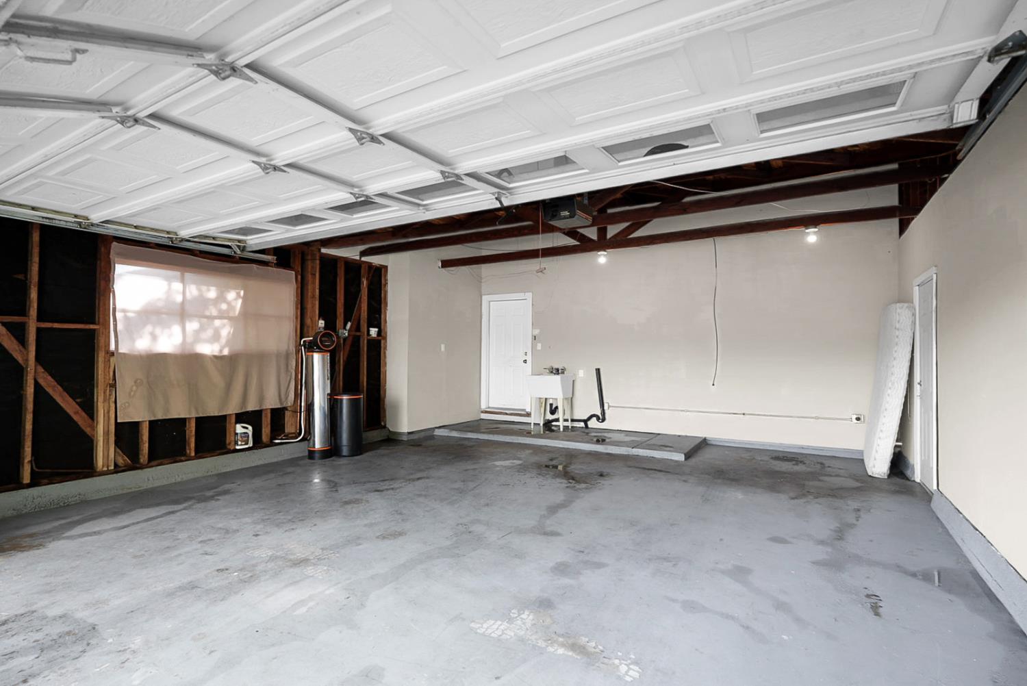 1527 Underwood Ave, Atwater, CA 95301