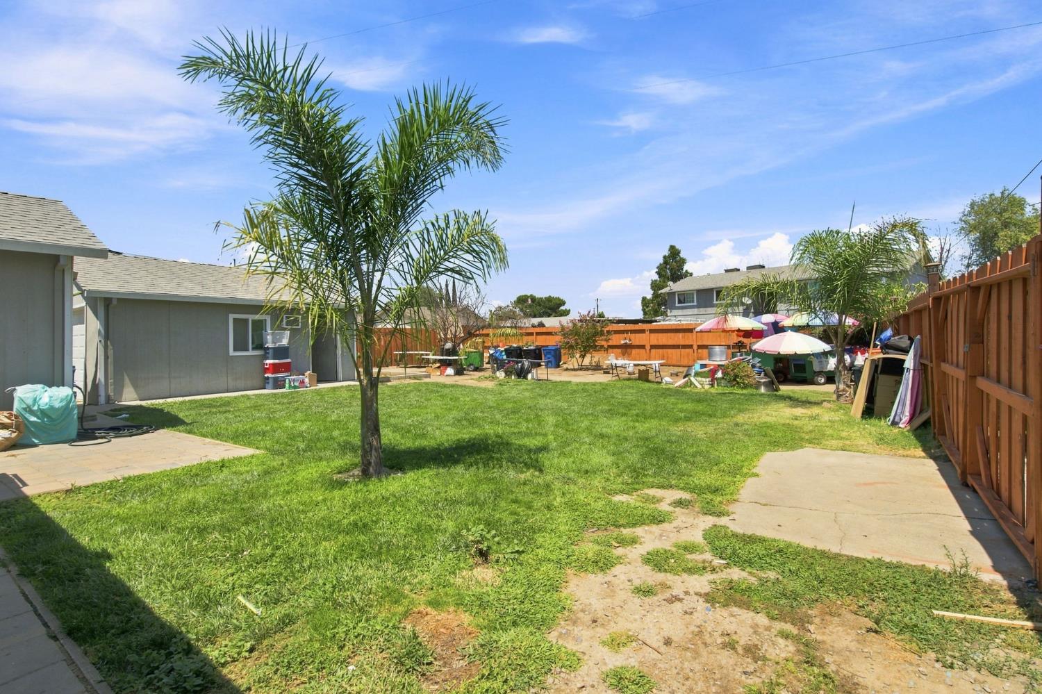417 Sutter St, Manteca, CA 95336