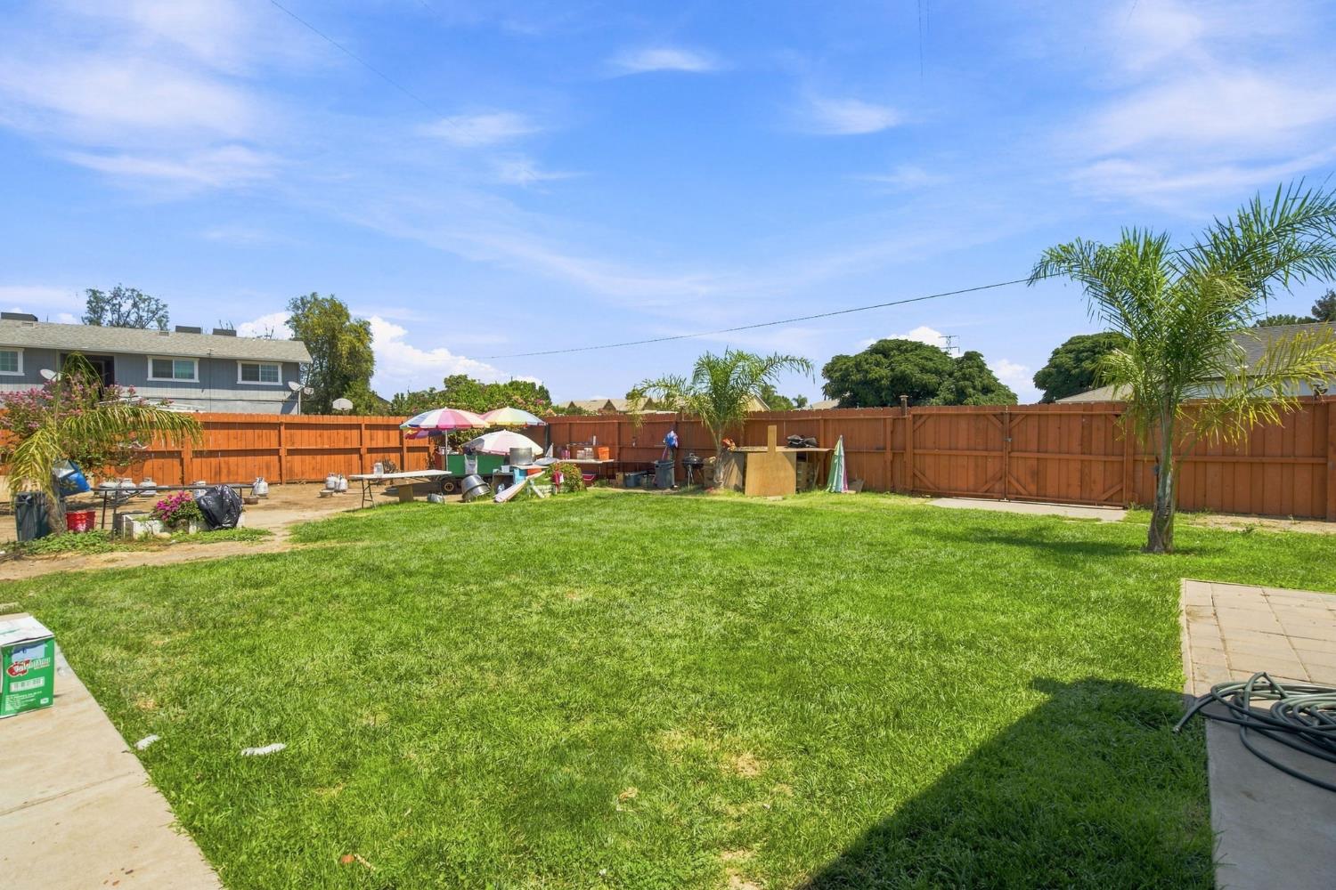 417 Sutter St, Manteca, CA 95336