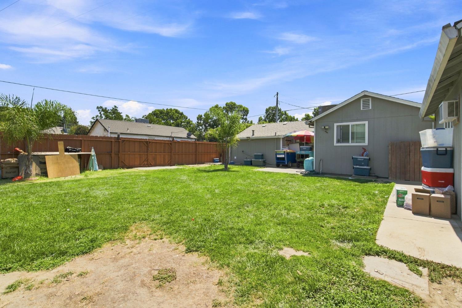 417 Sutter St, Manteca, CA 95336