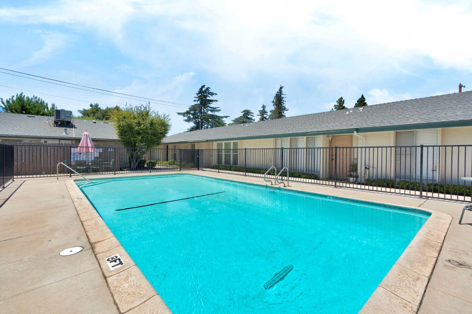 182 W Barstow Ave #A, Fresno, CA 93704