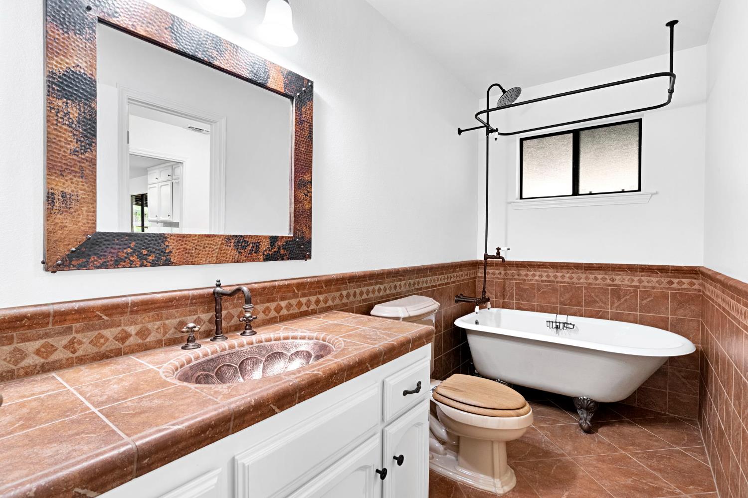 23328 Granite Creek Ln, Clovis, CA 93619