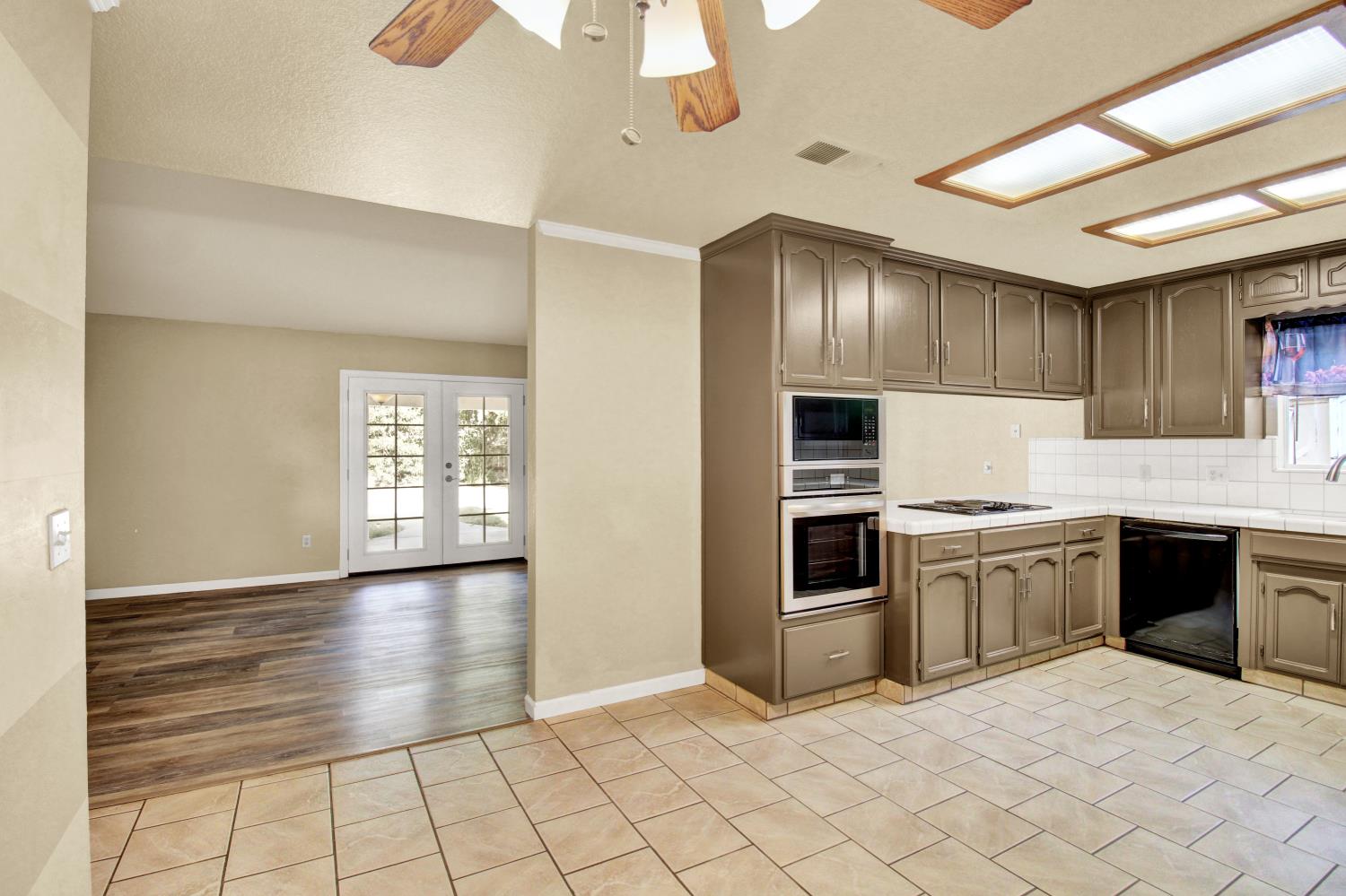 3316 Janet Dr, Modesto, CA 95350