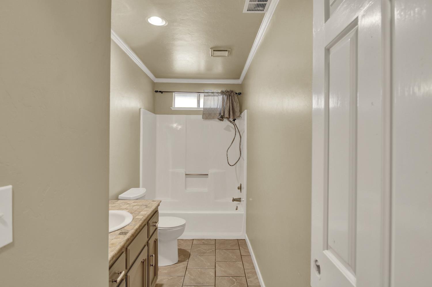 3316 Janet Dr, Modesto, CA 95350