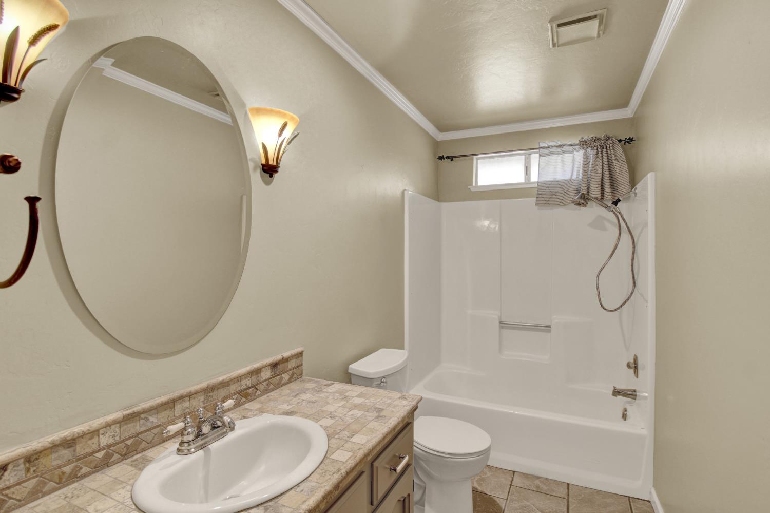 3316 Janet Dr, Modesto, CA 95350