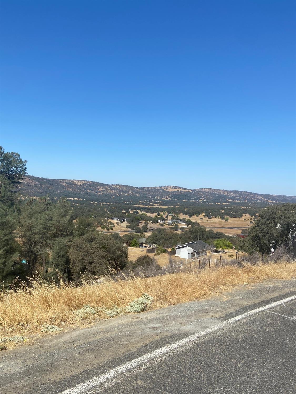 2335 Arrowhead St, Copperopolis, CA 95228