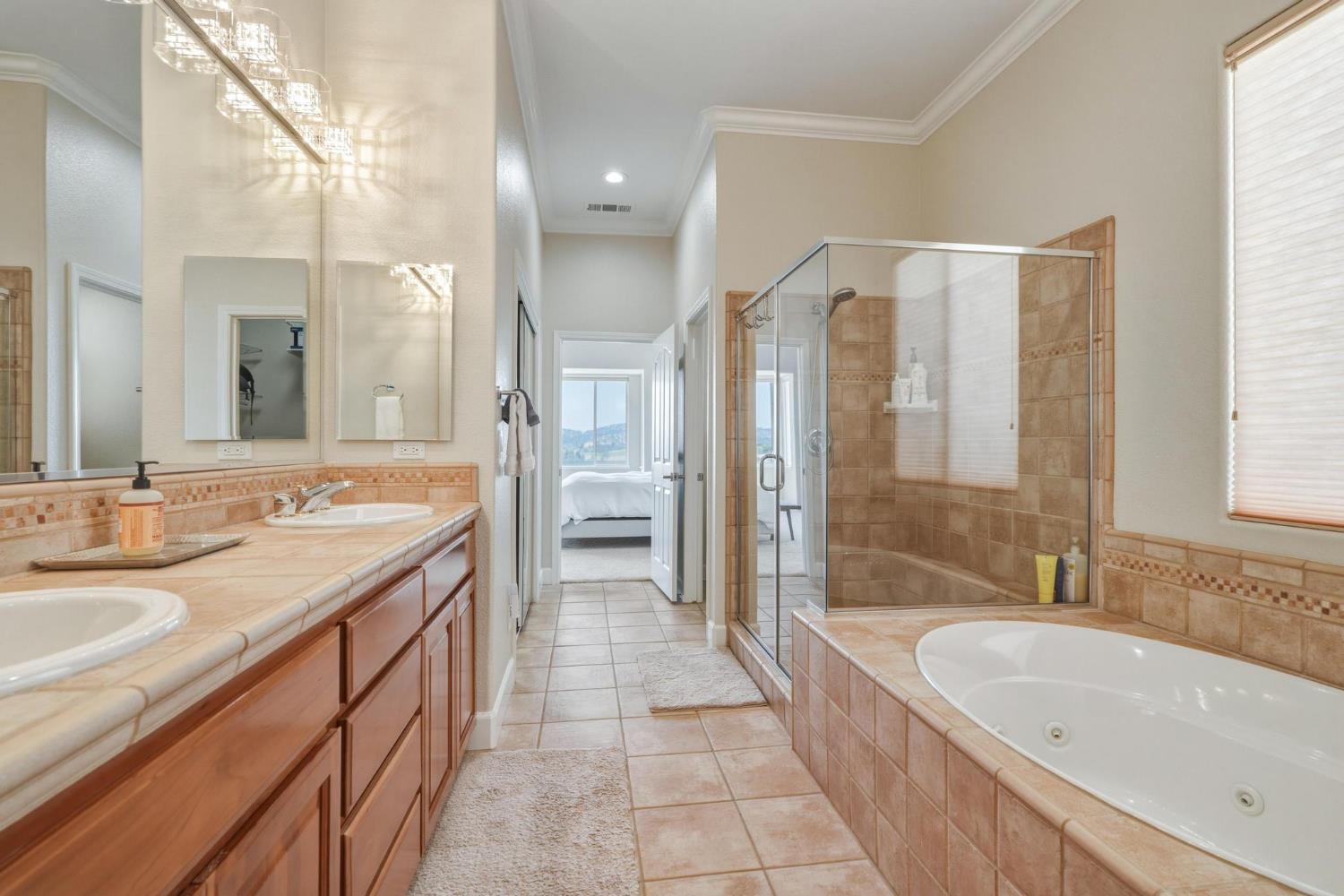 267 Rock Ridge Ln, Copperopolis, CA 95228