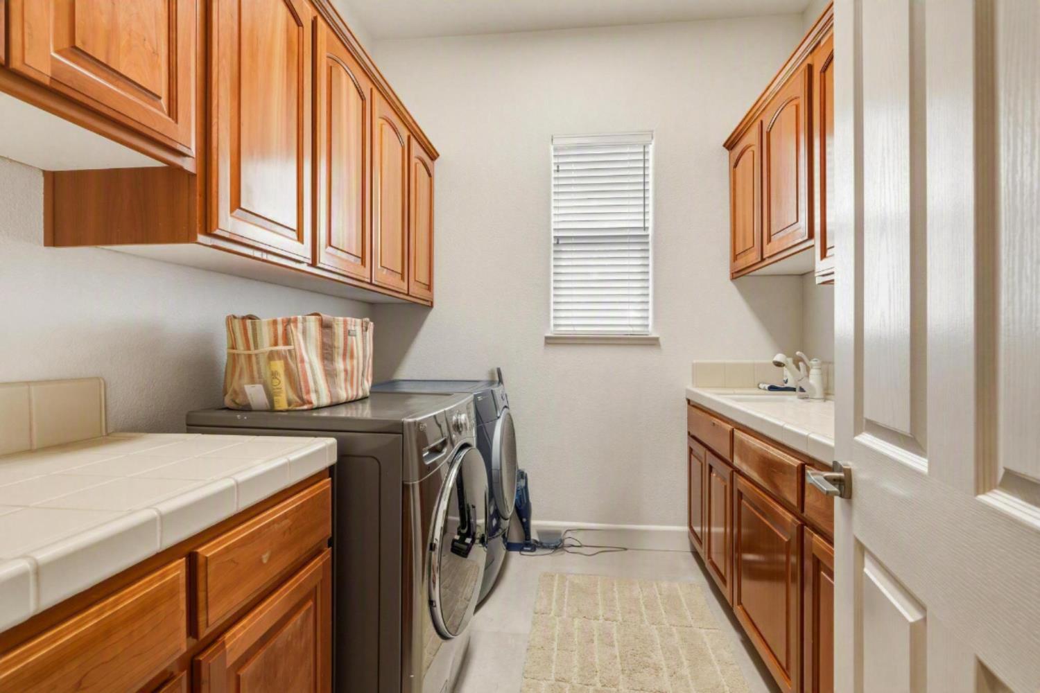 267 Rock Ridge Ln, Copperopolis, CA 95228