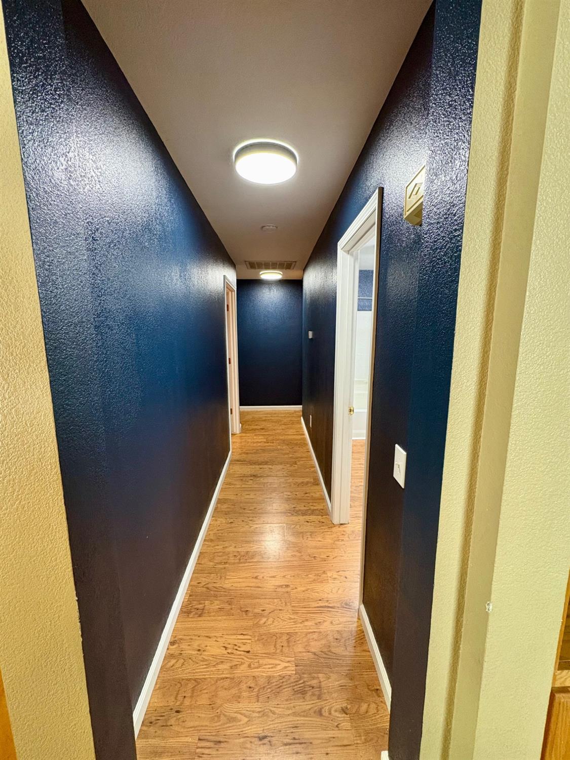 2315 Gallery Dr, Riverbank, CA 95367