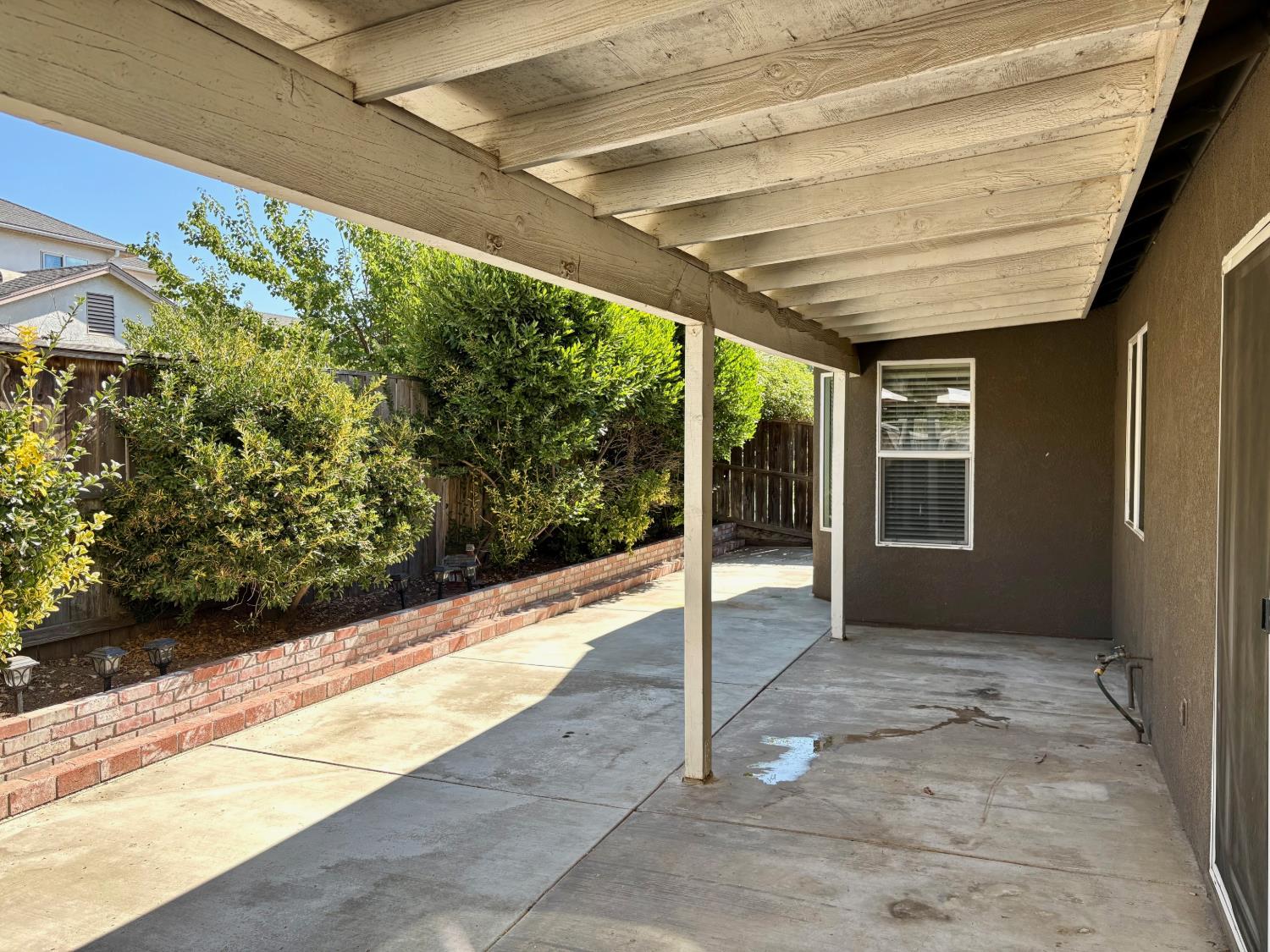 2315 Gallery Dr, Riverbank, CA 95367