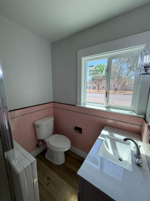 470 Second St, Gustine, CA 95322