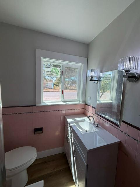 470 Second St, Gustine, CA 95322