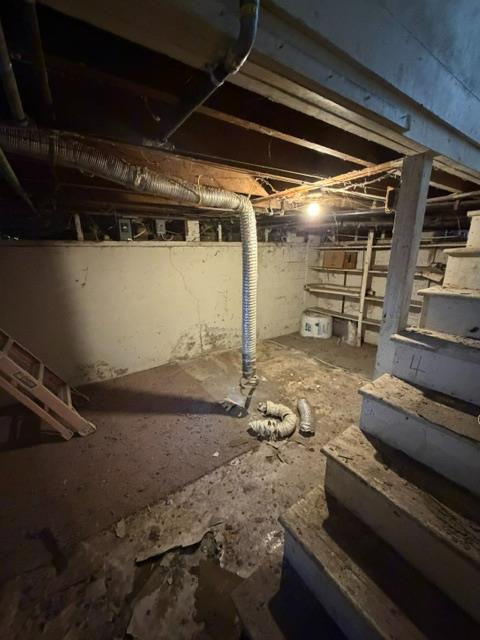 470 Second St, Gustine, CA 95322