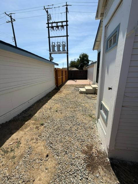 470 Second St, Gustine, CA 95322