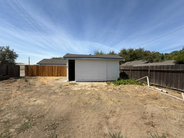 470 Second St, Gustine, CA 95322