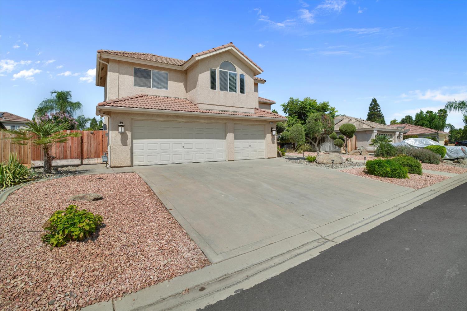 4610 Broadmore St, Chowchilla, CA 93610