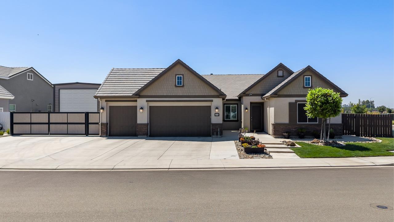 2505 Chrysler Ave, Manteca, CA 95337