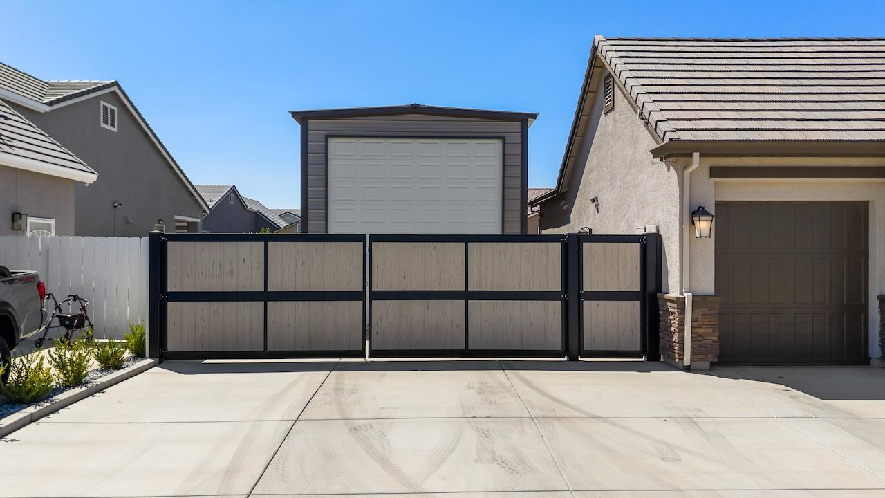 2505 Chrysler Ave, Manteca, CA 95337