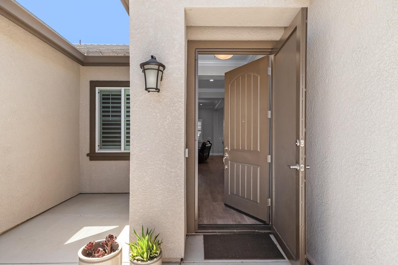 2505 Chrysler Ave, Manteca, CA 95337